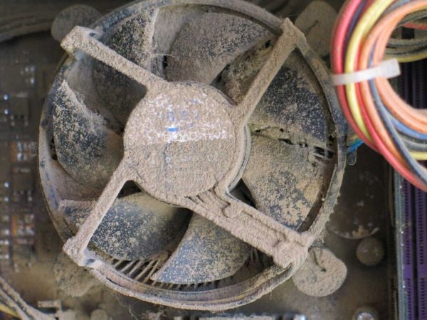 biến tần không quạt tản nhiệt