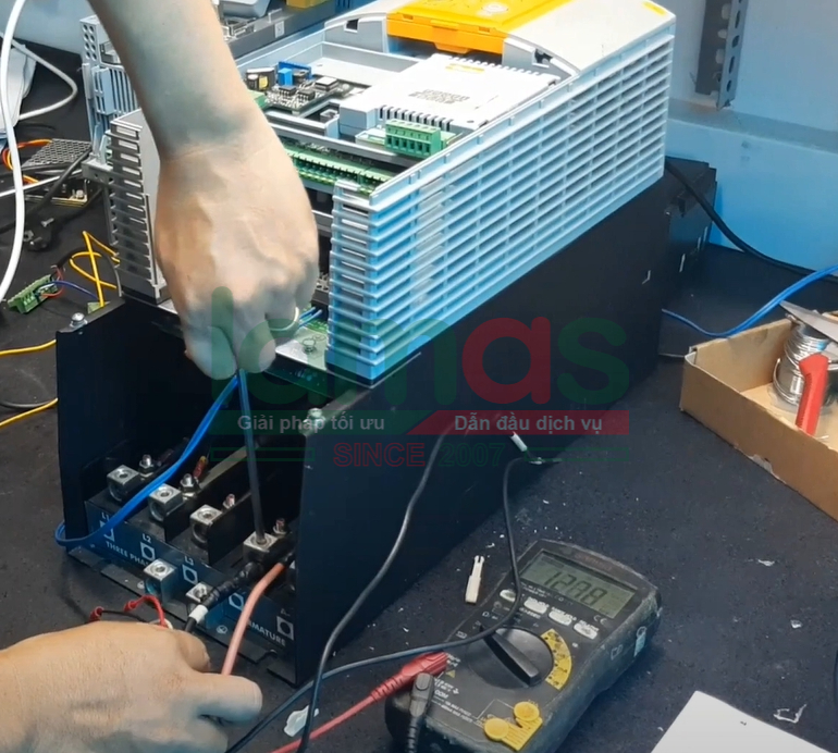 sửa chữa biến tần Parker