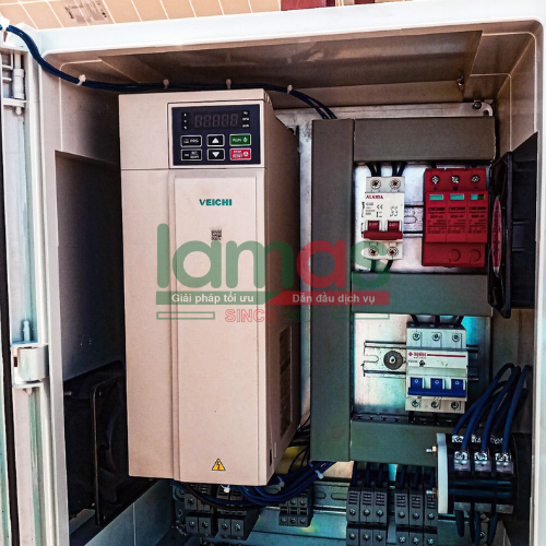 Biến tần bơm nước solar